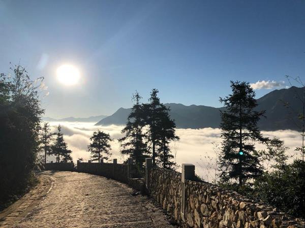 Làng Pháp Bảo Lộc Resort & Spa